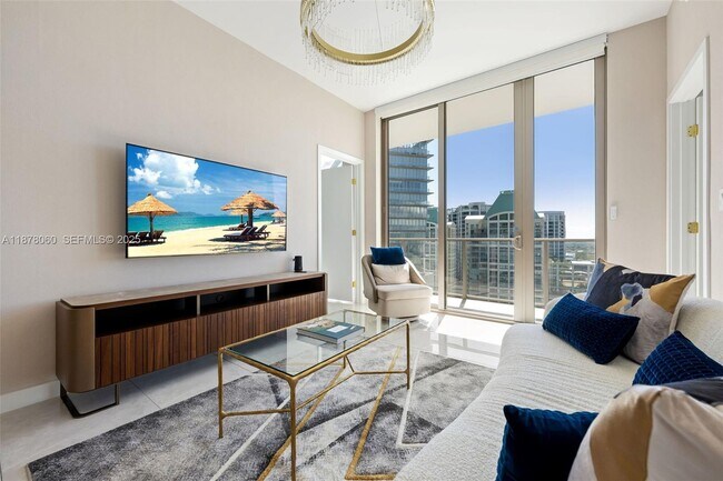 Building Photo - 2678 Tigertail Ave