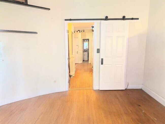 Building Photo - 2 bedroom in NEW YORK NY 10024