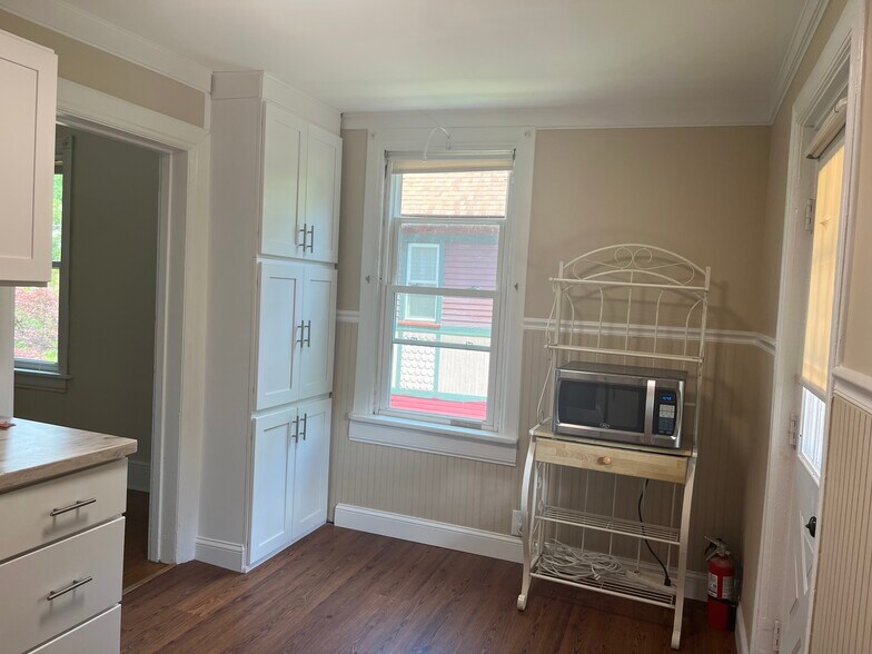 Kitchen and Pantry - 715 Cattell St