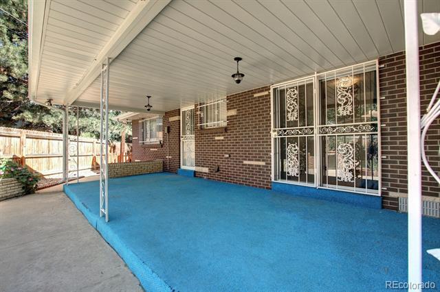Building Photo - 3391 Yarrow St