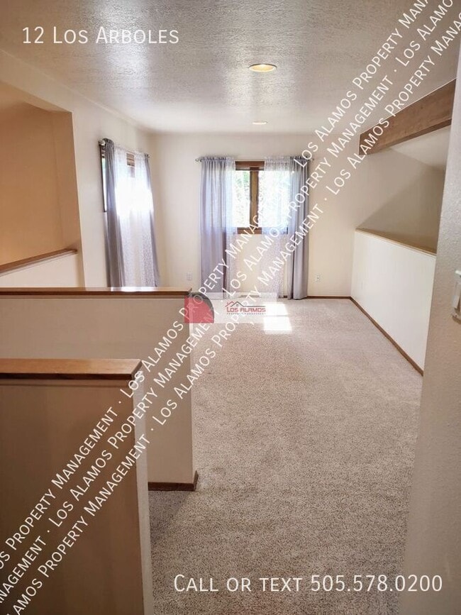 Building Photo - 12 Los Arboles Dr
