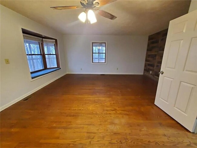 Building Photo - 7591 S Chestatee St