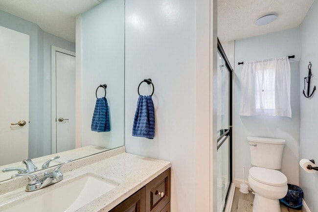 Building Photo - 1224 Dustin Dr