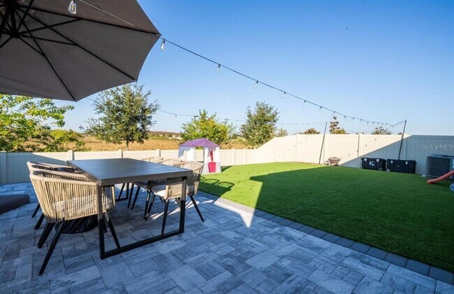 Building Photo - 5391 Preserve Blvd