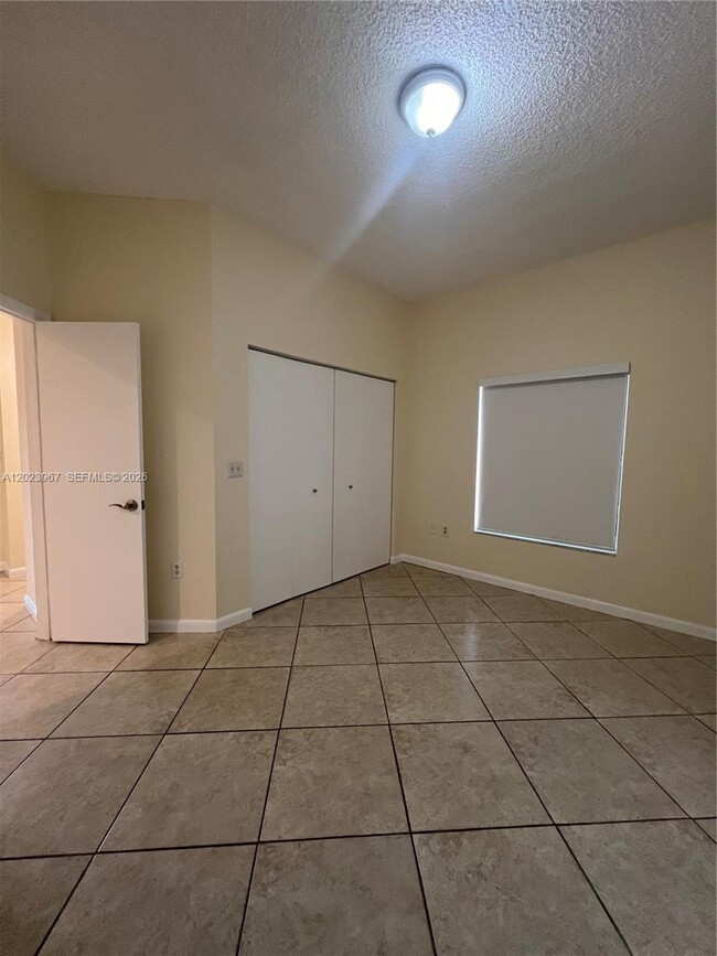 Building Photo - 16373 Malibu Dr