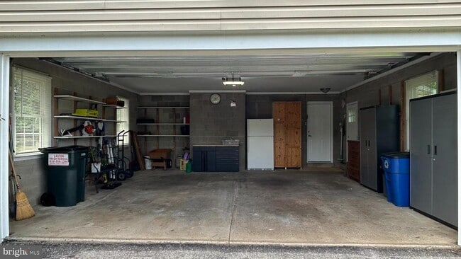 Building Photo - 541 Cheyney Rd