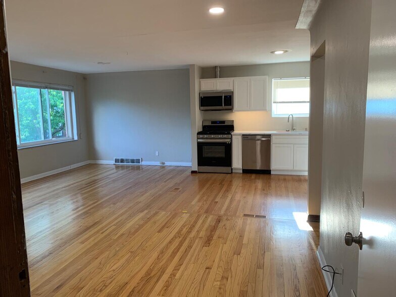 Living/Kitchen/Dining - 7107 Dartmouth Ave