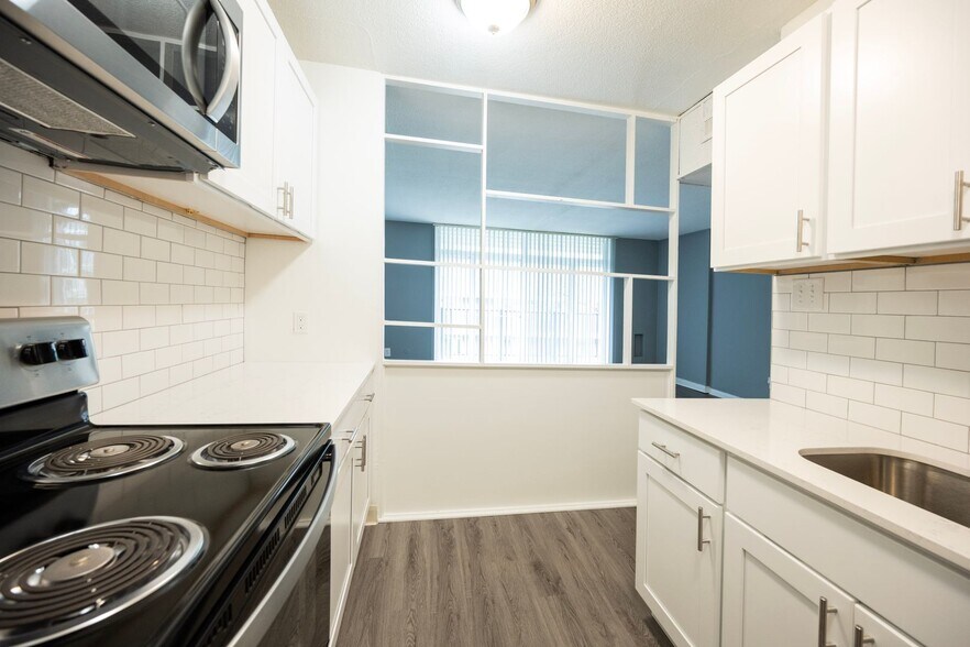 Interior Photo - Creswood Apartments