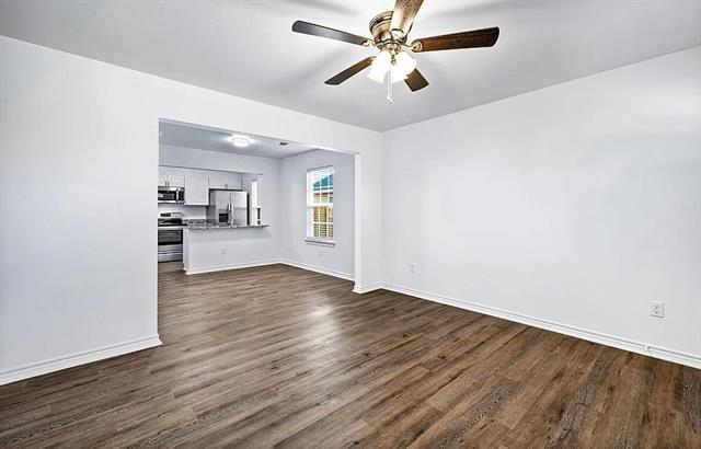 Building Photo - 404 E Elm St