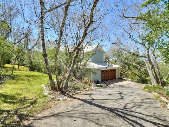 Building Photo - 1901 Yaupon Valley Rd