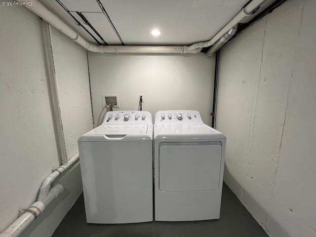 Building Photo - 5 Dunwood Rd