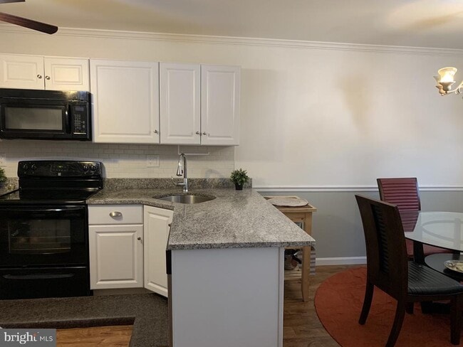 Building Photo - 3460 Orange Grove Ct