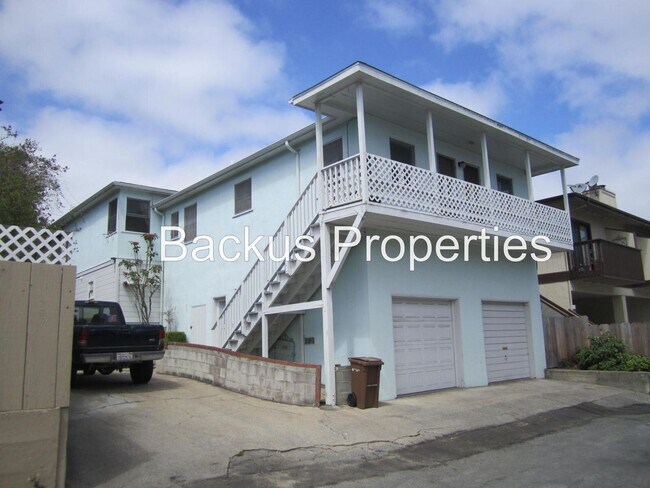 Primary Photo - 650 Laine St