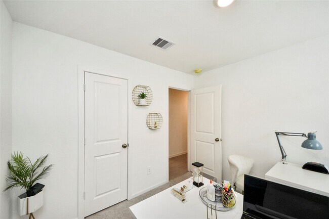 Building Photo - 1463 Cactus Rose Dr
