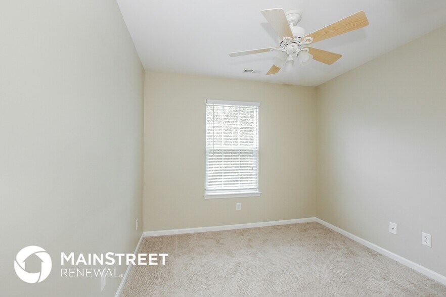 Building Photo - 5607 Falls Ridge Ln