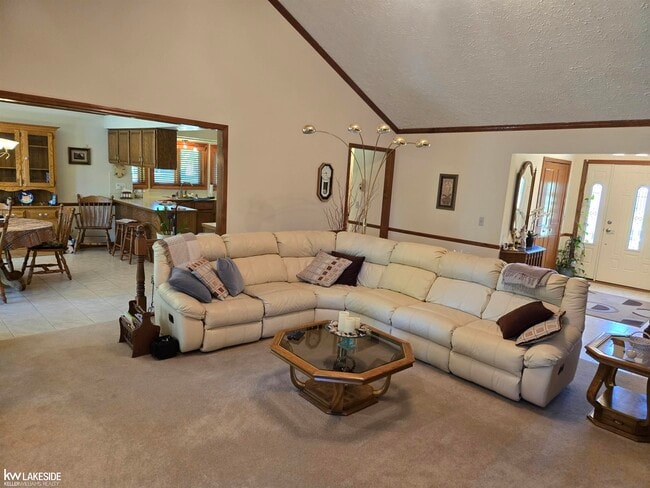 Building Photo - 52843 Deerwood Dr
