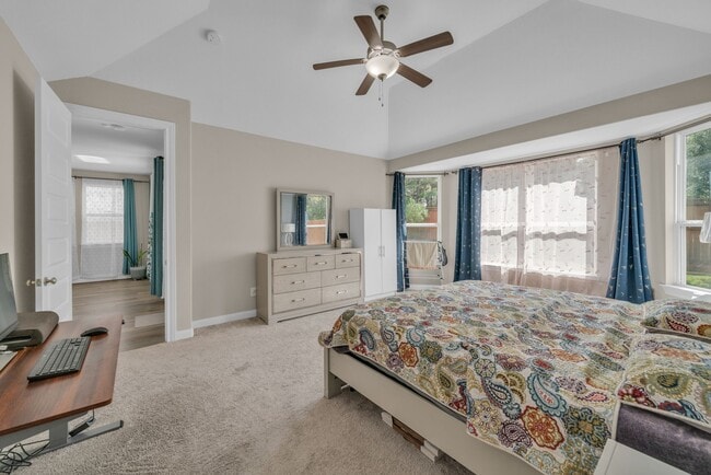 Building Photo - 2030 Woodland Pine Ct