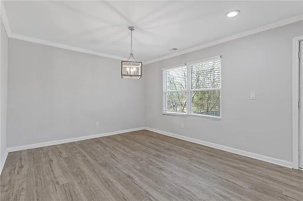 Building Photo - Room in House on Browns Mill Rd SE