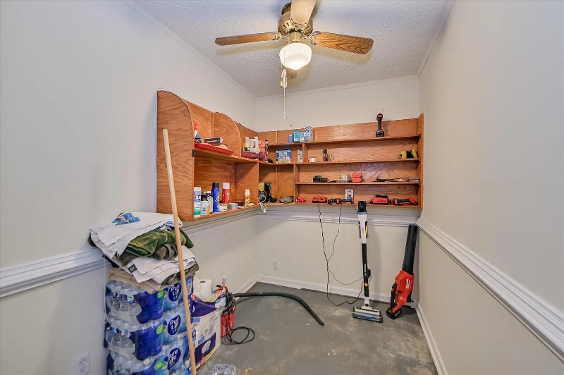 Building Photo - 103 Adams Ln