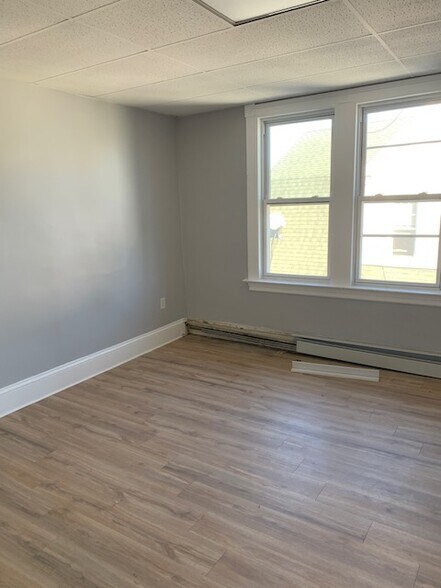 Building Photo - 167 Park Rd