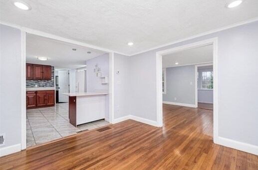 Building Photo - 408 Lincoln St