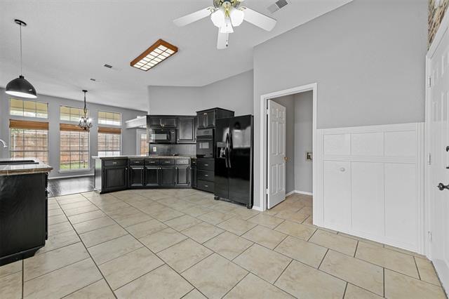 Building Photo - 213 Dodge Trail