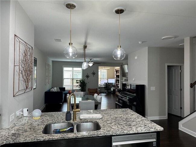 Building Photo - 4253 Tacoma Trce