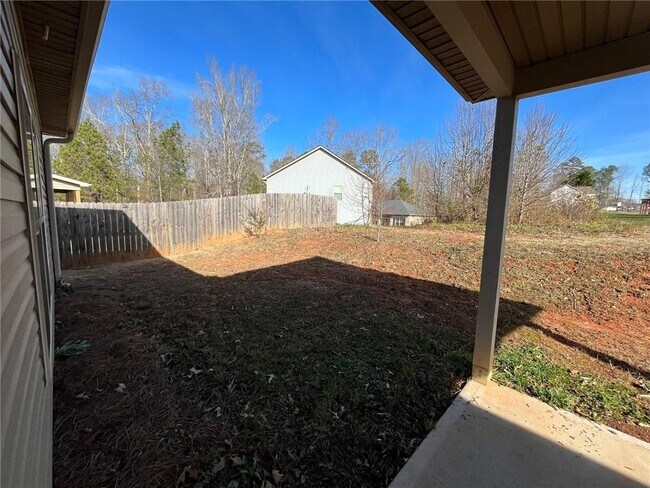 Building Photo - 340 Angela Ln