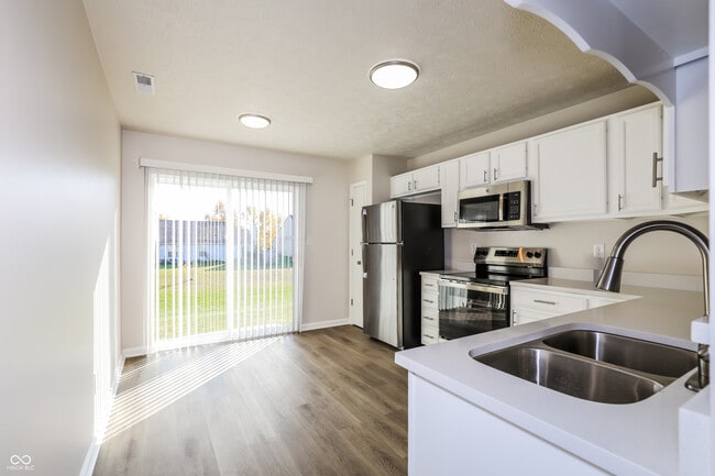 Building Photo - 11115 Dura Dr