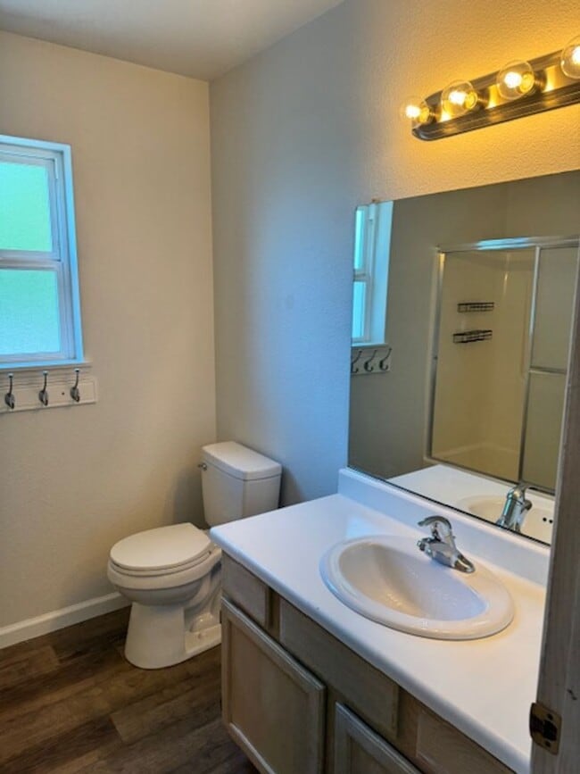 Building Photo - 3044 Sheraton Ct