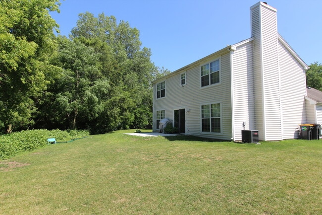 Building Photo - 4 Hummingbird Ct