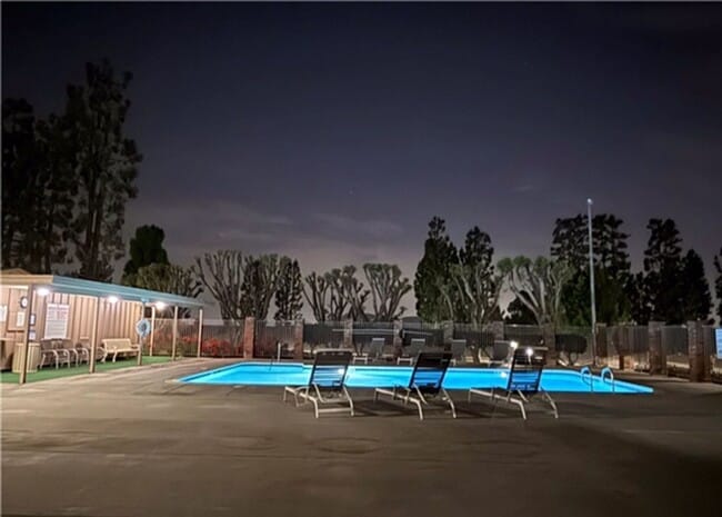 Building Photo - Amazing Grand Terrace Home