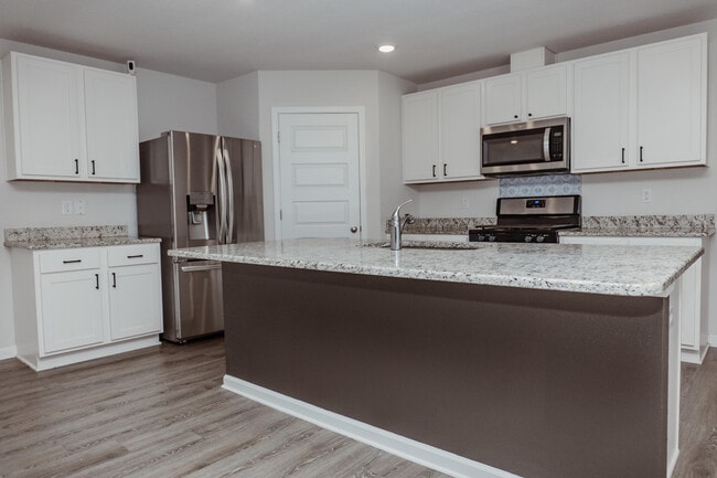 Building Photo - 2801 Patriot Ridge Dr