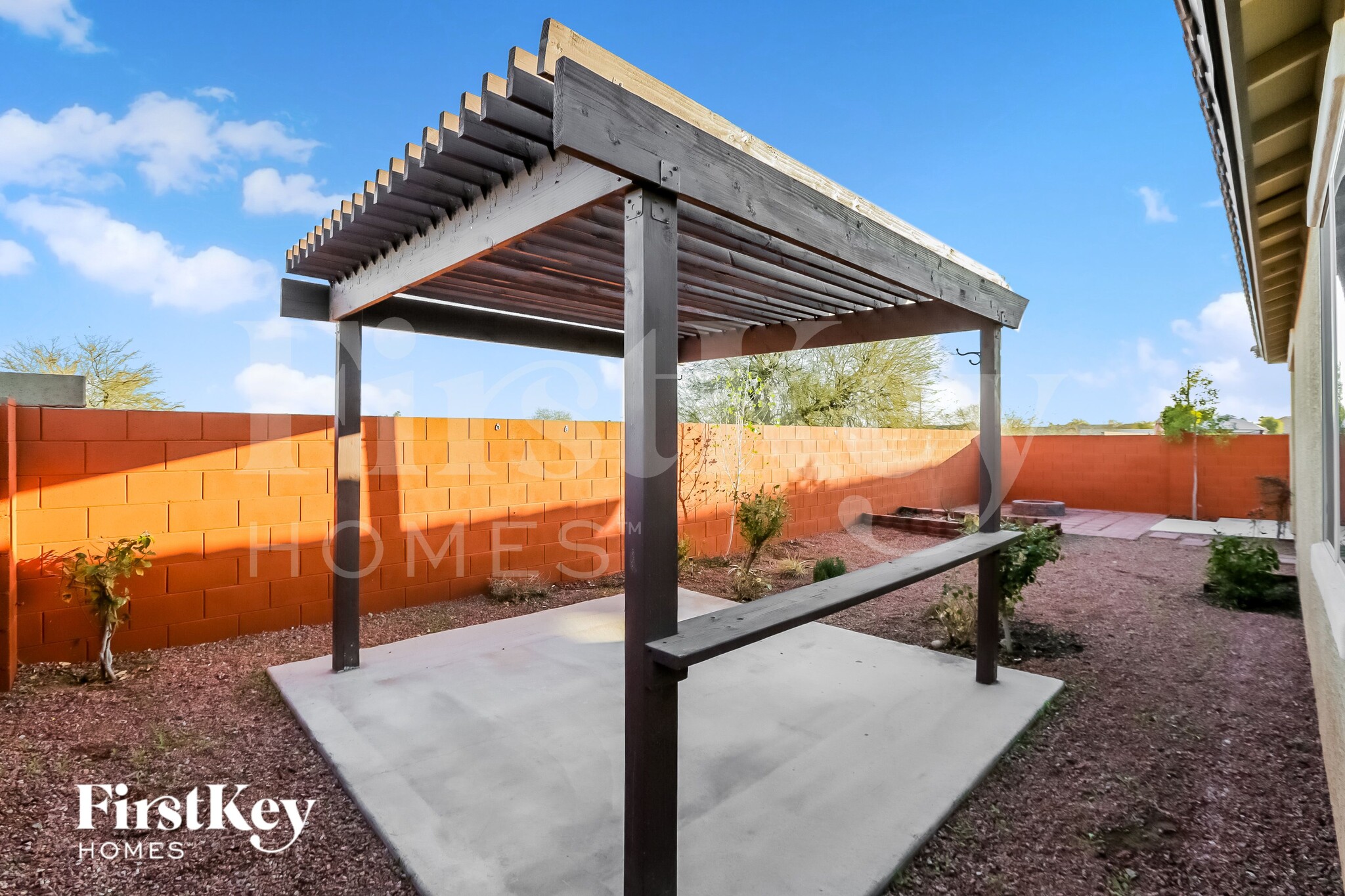 Building Photo - 7756 W Glass Ln