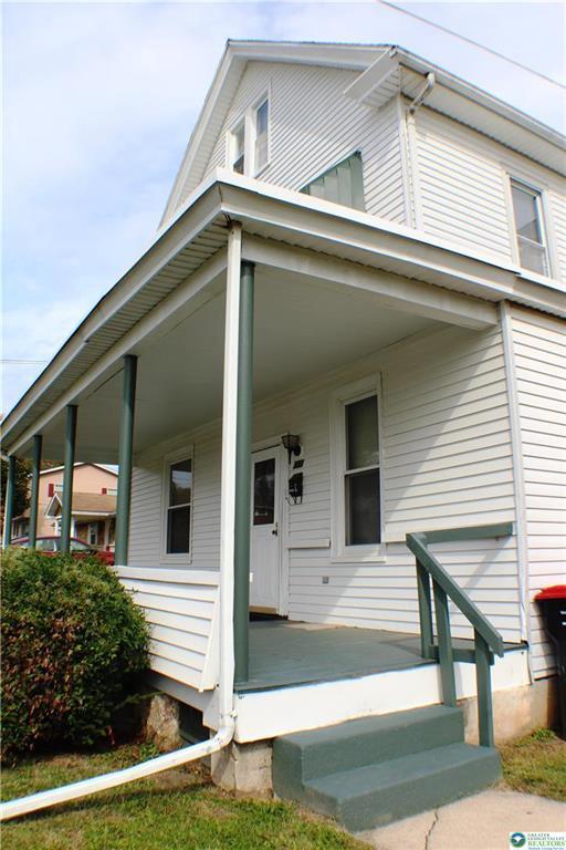 Building Photo - 353 N 6th St
