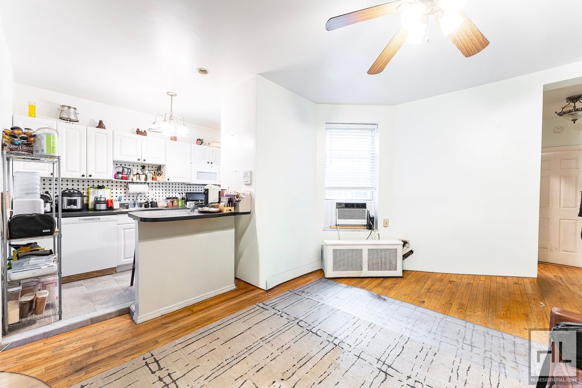 Building Photo - 11 STREET