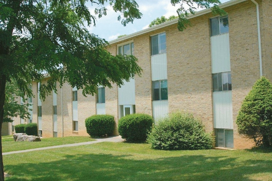 Apartment Heights 309 Apartment Heights Dr Blacksburg VA 24060