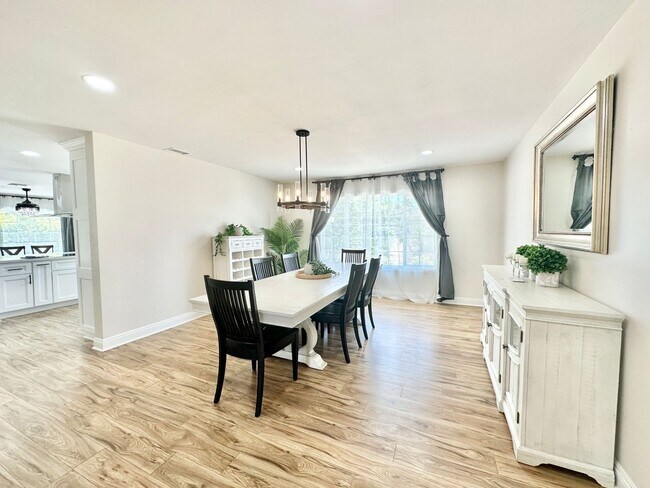 Building Photo - Breathtaking Custom Country Two-Story Home, Fully Remodeled & Beautifully Appointed on Private 20...