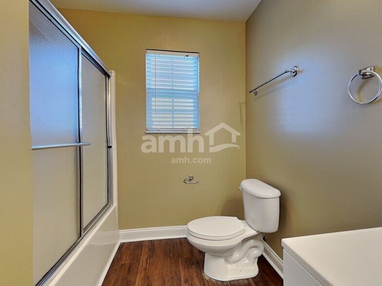 Building Photo - 8209 Jade Tree Ln