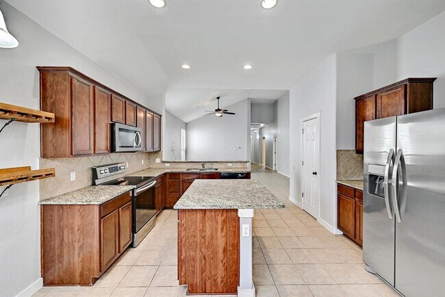 Building Photo - 16316 McAloon Way