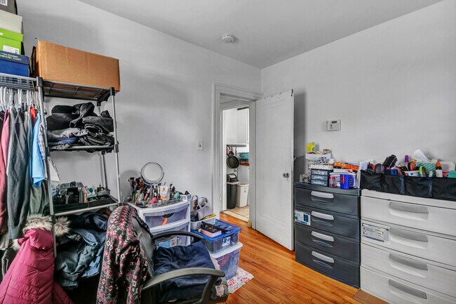 Building Photo - 68 Sheldon Terrace