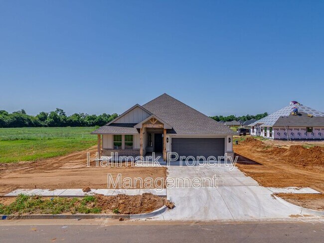Building Photo - 11704 SW 48th St