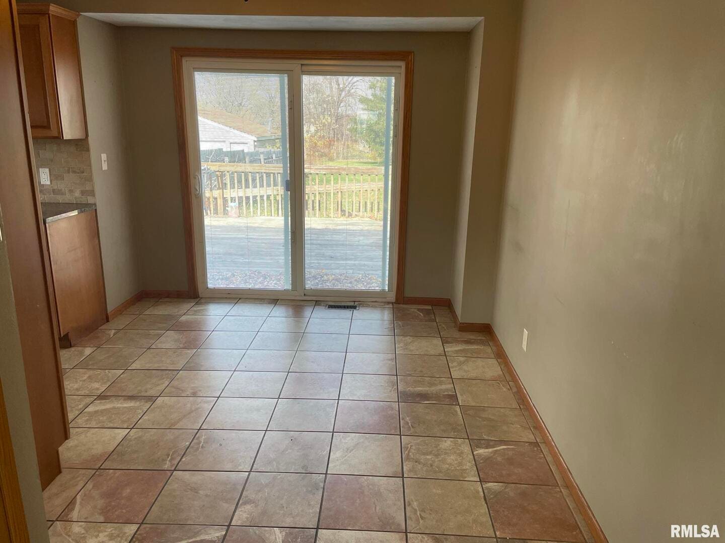 Building Photo - 2806 W 47th St