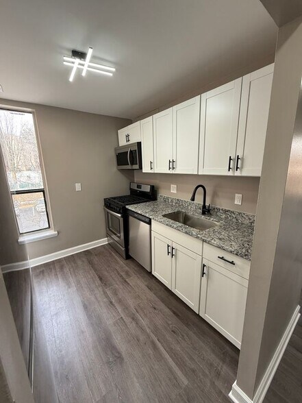 Building Photo - 3342 Huntley Sq Dr