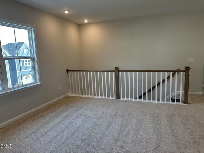 Building Photo - 11 Allgood St