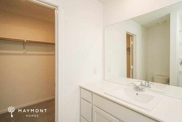 Building Photo - 543 Layne Overlook