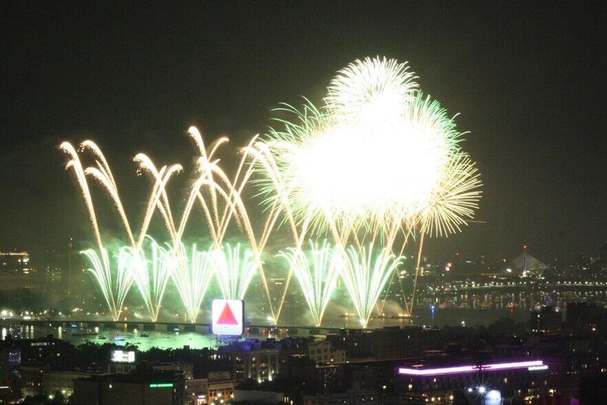 Building Photo - 188 Brookline Ave