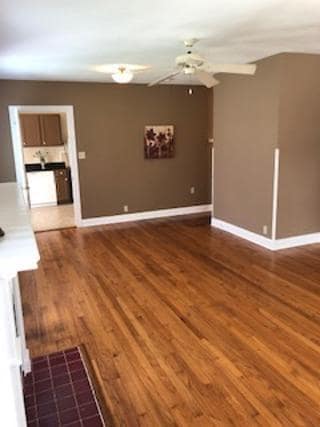 Building Photo - 600 E 42nd St