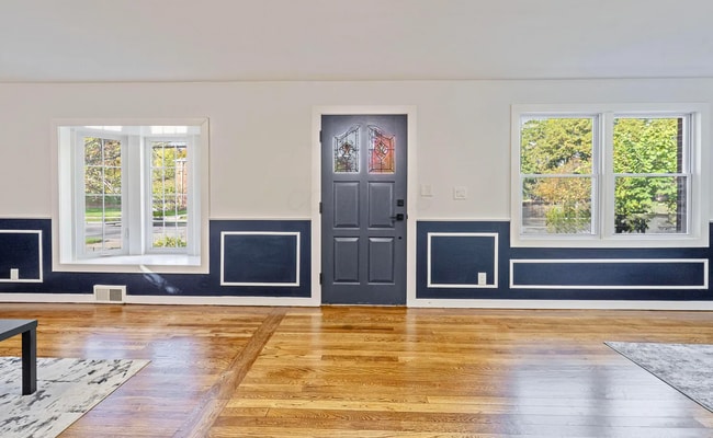 Building Photo - 5584 Morning St