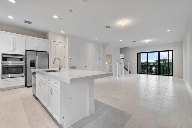 Building Photo - 5320 Sagan Ln